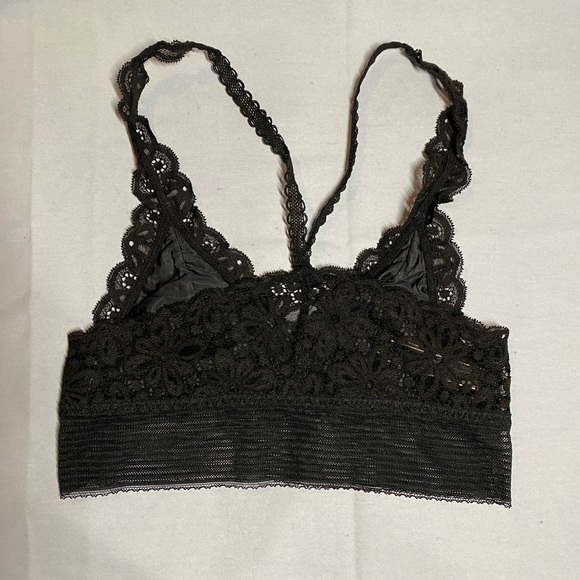 Victoria’s Secret Bralette - Picture 2 of 3
